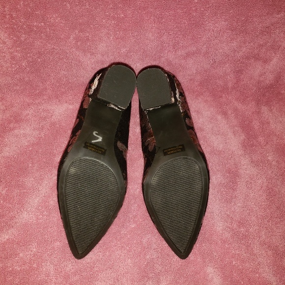 Rampage Womens Bethie Black Jacquard with Rose - Picture 4 of 4